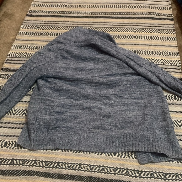 Cardigan - Picture 2 of 5